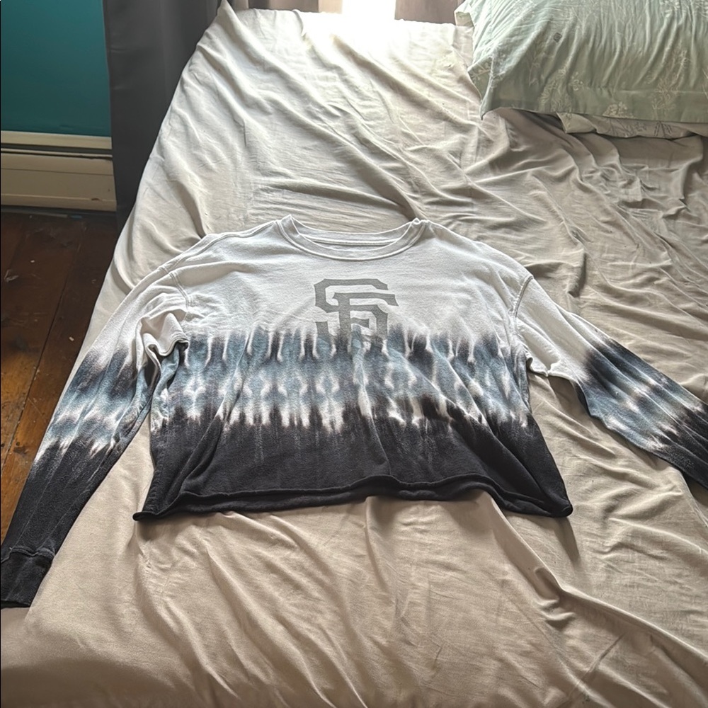 Black and White Tie-Dye Long Sleeve Shirt
